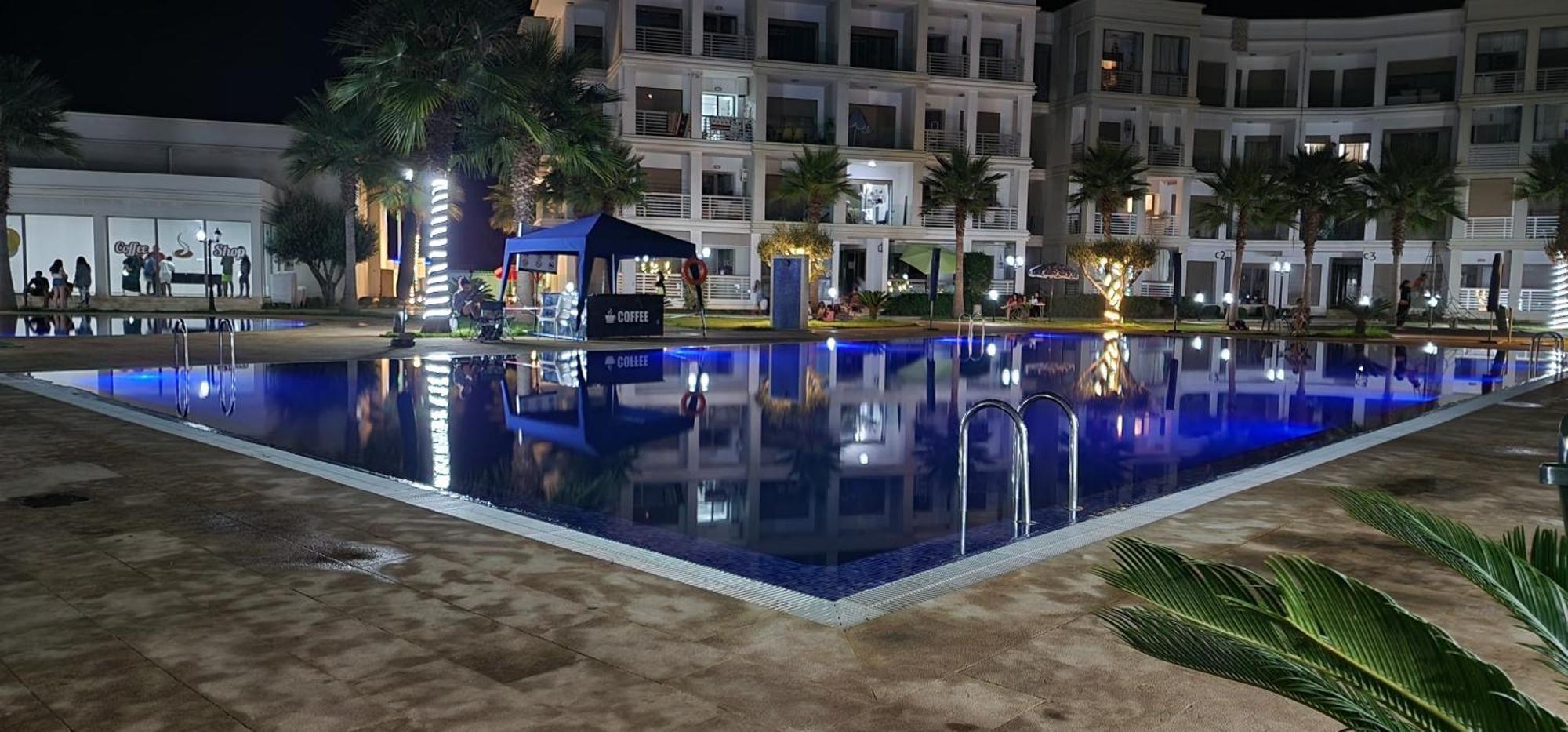 Costa Beach Lux Family Apartment With Pools Bouznika Dış mekan fotoğraf